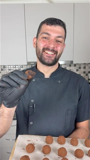 Χωρίς ΖΑΧΑΡΗ ❌ και με μόνο 3 ΥΛΙΚΑ φτιάχνεις τα πιο εύκολα και zero-waste τρουφάκια πορτοκαλιού 🍊