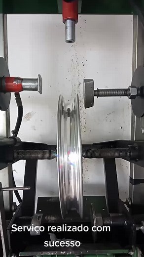 Metal Shaping Process Using Lathe Machine
