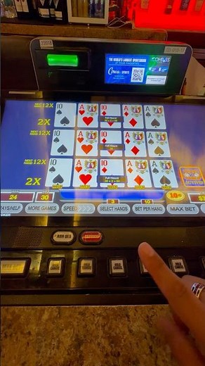 Ultimate X Video Poker. Huge 12x Royal Flush Draw #casino #poker #videopoker