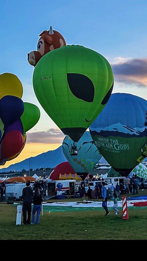 👻 We did the Mash… Balloon style! 🧛‍♂️🕸️ It was a graveyard smash above Albuquerque as our spooky squad of monsters, ghosts, vampires, and all special shape creatures took to the skies! 🦇 We had a ghoul of a time! Happy Halloween 🎃👻 | Balloon Museum Foundation