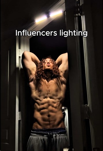 Normal Lighting vs Influencer Lighting in Fitness