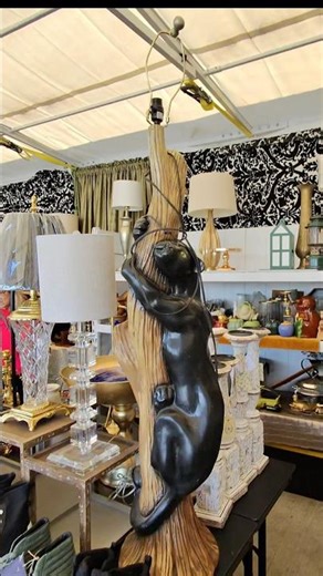 What In The Flea Market!