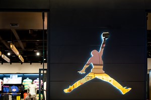 Air Jordan 4 NET “White” Coming Soon: New Images Revealed