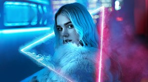 Neon Effect: Create a Glow in Your Photo