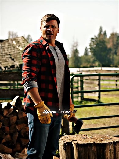 Smallville Superman Encounters Lex Luthor #shorts | smallville superman