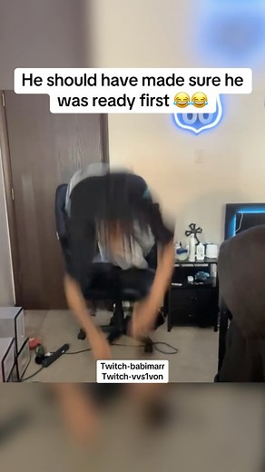 Gyatt 😂 #fyp #explorepage #reels #twitch #viralvideos #kaicenat #streamer | Isdat Marlo