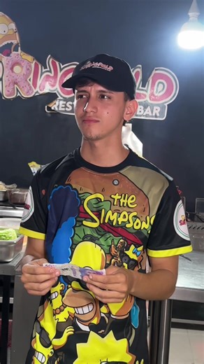 Al final quien salió perdiendo? Nuevo combo disponible en Springfield #cucuta #humor #comida #restaurante #creatorsearchinsights