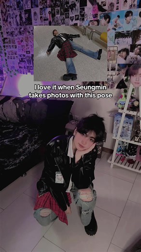 Stray Kids Seungmin's Adorable Photo Pose Moments