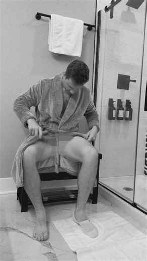 "I need one in every color. It's great for lounging, great to put on when you get out of the shower! My new favorite thing." | Sand Cloud