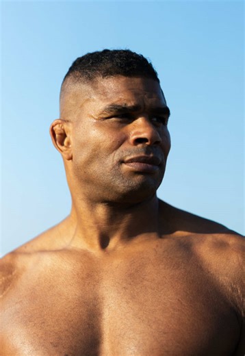 Understanding Body Language: The Importance of Eye Signals