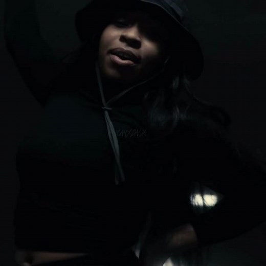 Dance Trends with Camryn Harris and Lalisa Manoban