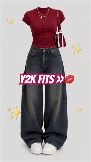 These Y2K fits are dangerously pretty💋♥️
