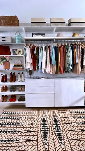 The Container Store on Instagram: "Put built-in beauty and effortless functionality into reach with @containerstorecustomspaces! 💙 Hurry, Organized Insiders can SAVE 20% any designed space. Start your free design today. Offer ends 5/15. Custom features: *️⃣ Push-to-open drawers. *️⃣ Angled Shoe Shelves. *️⃣ Divided cubes. *️⃣ LED Lighting. #TheContainerStore #closetdesign #customcloset #dreamcloset #walkincloset #closetgoals #homedesignideas #homedesigner #homedetails #homeprojects #newhomeowne