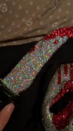 glitter ghostface mask> rhinestone ghostface mask. #ghostface #scream #glitter #gliterghostface #rhinestoneghostface #rhinestones #halloween #glittermask #halloweenmas