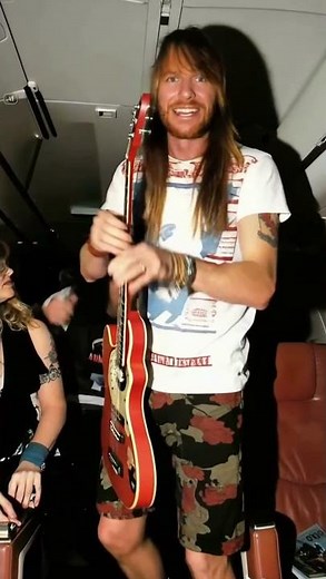 The Purest Energy of 80s Rock — Axl Rose Brought Back to Life