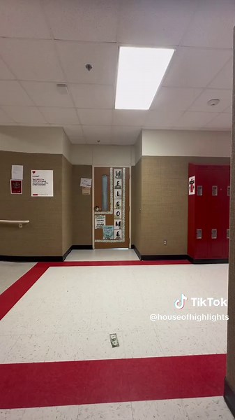 This is cruel 😭😭 (via @Keagan) #prank #pranks #joke #jokes | dollar on string