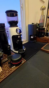 عادت من جديد ماشين هايبرو الرائعة H13 بضمان الوكيل فى مصر وخصم محترم نازل اليوم عليها فى Strong Coffee 😍 The Wait is Over! HiBREW Semi-automatic Espresso Coffee Machine H13 FRENCH DESIGN AWARD WINNER 2025🥇🥇 ✅Dual Heating System ✅58mm Commercial Portafilter ✅One-Touch Drink Selection ✅Hot Water Function ✅Professional Steam Wand ✅Durable Brewing Head ✅American Coffee Mode ✅Cold Brew Function ✅Adjustable Brewing Temperature دلوقتي معاك HiBREW H13 ☕️ الـ Semi-automatic Espresso Machine اللي هتغيّ