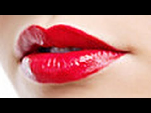 Perfect Red Lips (Updated) Fall/Winter Beauty Trends on the Runway