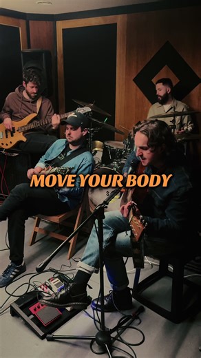 Keeping it groovy with the boys. Get your tickets & come Move Your Body with us in April 🤝💃 #bluesrock #electricguitar #vocals #livemusic #blues