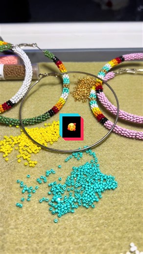 Done moving, now back to beading 🥰 #fyp #foryou #fypシ #foryoupage #beadedjewelry #smallbusiness #beadingtok #nativetiktok #indigenoustiktok #auntieearrings #beadedearrings