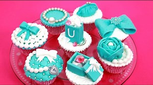 13K views · 551 reactions | TIFFANY Cupcakes Cake Toppers | Cake Recipe | Facebook