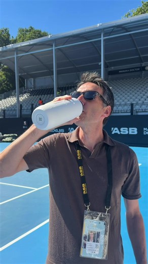 Removing Plastic on Court at ASB Classic 26