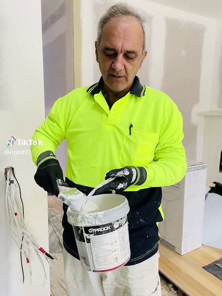 How to Paint Walls: Tips and Techniques for a Perfect Finish