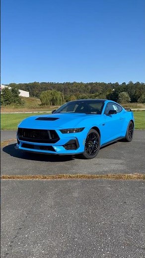Grabber Blue 2024 Mustang GT Performance Package