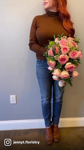 How to Create a Stunning Cascade Bouquet