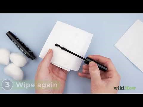 How to Clean a Mascara Brush