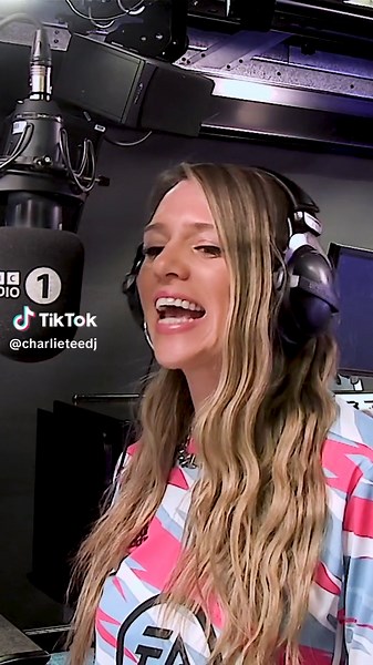 CHARLOTTE PLANK TAKING ON THE 60 SECCOND SEND IT ON @BBC Radio 1 🔥🤌🏻 @Charlotte plank #60secondsendit #dnb #electronicmusic #freestyle