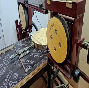 72K views · 943 reactions | hybrid of band saw, grinder and mini sawmill p.1 The second part is a hybrid band saw ( with additions and comments) | Kendi | Facebook