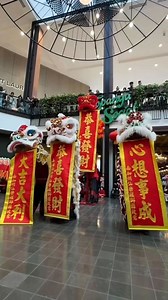 Red envelope giveaways, traditional lion and dragon performances, and Lunar New Year magic ✨🧧🐎 Come celebrate with us for an afternoon full of tradition, surprises, and festive energy! 📅 Sunday, February 15 🕐 From 1PM #WestfieldTopanga #Yearofthehorse #lunarnewyear #lunarnewyearcelebrations #giveaways | Westfield Topanga