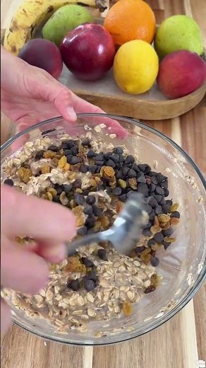 Easy Banana Oat Muffins