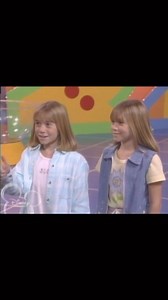 one iconic set of twins meeting another set of iconic twins 🫶🏼✨ (mk&a guest starring in an episode of ‘sister, sister’ 1997) . . #marykateandashley #marykateandashleyolsen #marykateolsen #ashleyolsen #tiaandtamera #tiaandtameramowry #tiamowry #tameramowry #sistersister #90s #90sfashion #90svintage #90saesthetic #90sstyle #90svibes #90snostalgia #90soutfit #90sthrowback #90stv #90sclothing #90sera | mary-kate & ashley olsen