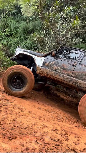 446K views · 13K reactions | Echa paca echa paca Minion Offroad Solo 4x4 Off Road tv Villano Off Road | Jose Hernandez | Facebook