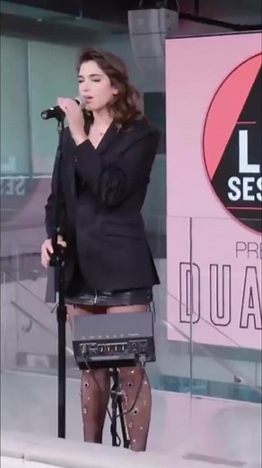 Dua Lipa Live Performance of 'I'm Not The Only One'