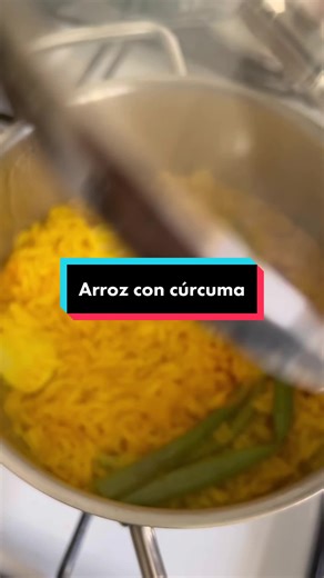 Arroz con cúrcuma: Un plato delicioso y fácil de preparar