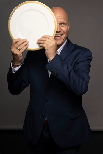 Has The Post helped you discover your favorite restaurant in the D.C. area in the past 25 years? You probably have food critic Tom Sietsema to thank. After about 1,200 reviews and 50 dining guides, Sietsema is stepping down — and revealing his identity after decades of donning disguises and booking reservations under false names. https://wapo.st/4pSYHmB | Washington Post