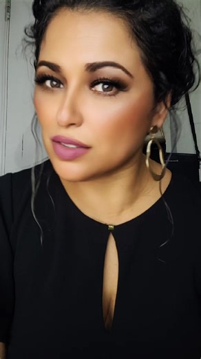 Videos de MARY CASTRO (@maricastromatute) con “original sound - Javier Miguel”