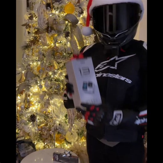 Rigid mounts don’t fit helmets. Cheap 3D prints don’t hold tape. That’s why cameras fall off. Motorrad’s Flex Slim Chin Mount shapes to your helmet for a secure hold. The most secure chin mount ever made. | MotoRadds Chin Mounts