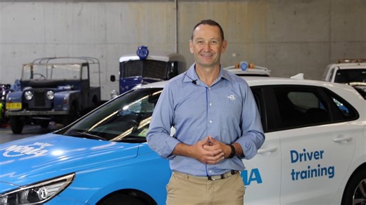 1.7K views · 28 reactions | When it comes to roundabouts, there's often confusion over who gives way. Darrin from NRMA Driver Training shares some essential tips to always keep in mind:  As you approach a roundabout, always be prepared to come to a stop and give way to vehicles.  Cars already in the roundabout have right of way. mynr.ma/roundabouts | The NRMA | Facebook