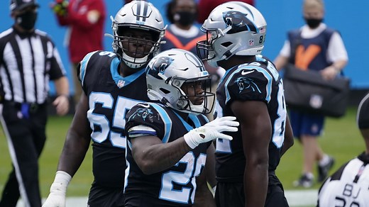 Mike Davis finds huge hole for goal-line TD blast