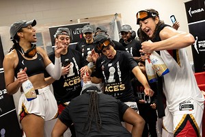 Aces’ celebration recalls Runnin’ Rebels’ parade