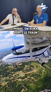 Préparer l'atterrissage en Cassio S ! Extrait de la vidéo "Cassio S : Comment piloter un avion hybride ?" : https://youtu.be/PdVK-Id_cRE Retrouvez #Jumpseat tous les mardis midi en direct sur #twitch : https://www.twitch.tv/jumpseat_abz ----- Retrouvez-nous : Sur https://aerobuzz.fr Sur Twitch : https://www.twitch.tv/jumpseat_abz Sur Tiktok : https://www.tiktok.com/@jumpseat_abz Sur Twitter : https://twitter.com/AeroBuzzfr Sur Instagram : https://www.instagram.com/jumpseat_abz/ Sur Facebook : ht
