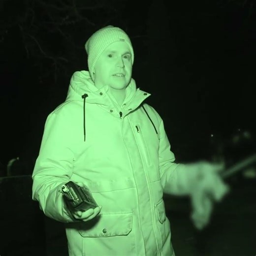 Samassa paikassa tapahtui outoja ja valojen välkkymistä