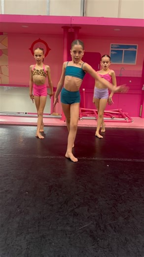 Nixie Vance ♡ (ran by mom megan vance) on Instagram: "This @jayceewaycee combo is so good it needs another spot on the feed. #dance #dancer #dancers #dancersofinsta #dancersofig #dancersofinstagram #danceislife #dancelife #dancelove #dancephotoshoot #clubdanceit #clubdance #clubdancestudio #clubdanceofficial #fivedancewear #c5 #fivegirl #fivefam"