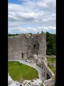 The Tower of Roscommon Castle – Echoes of Medieval Ireland 🏰