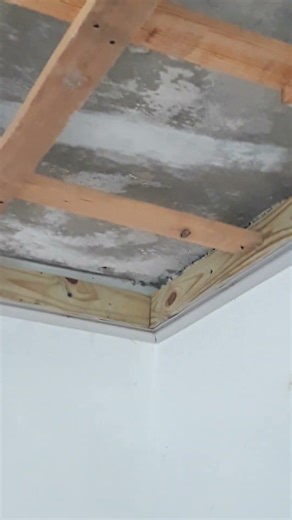 installing pvc roof panels