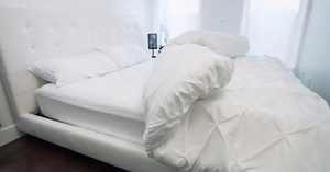 Make your bed via smartphone with Smartduvet